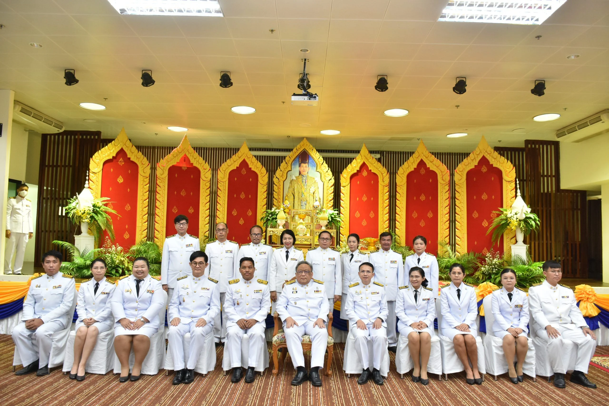 เข้ารับพระบรมราชโองการโปรดเกล้าโปรดกระหม่อมแต่งตั้งให้ดำรงตำแหน่ง นายกสภามหาวิทยาลัยราชภัฏร้อยเอ็ด