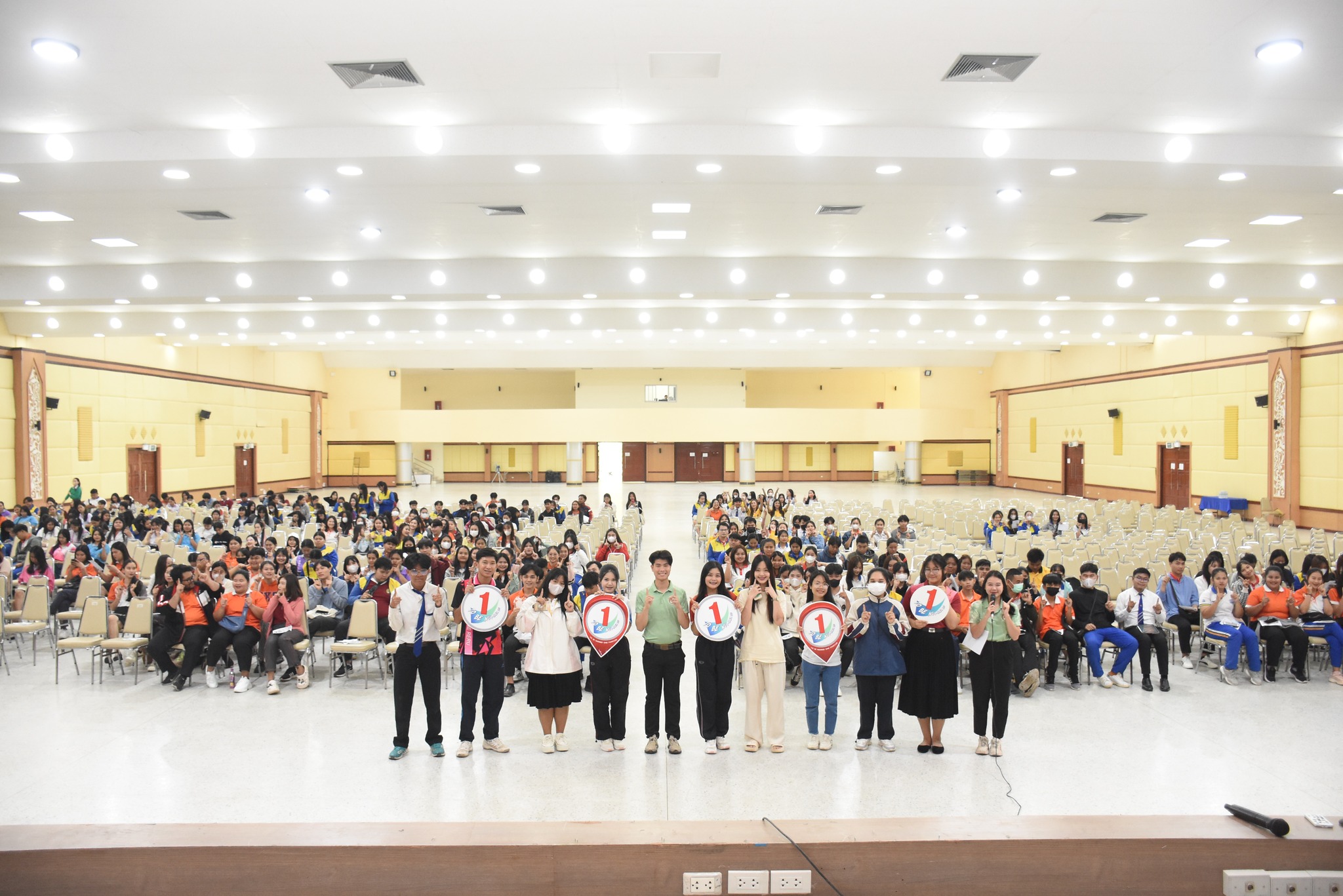 โครงการพัฒนาศูนย์ให้คำปรึกษา “Mind care center” ประเมินสุขภาพใจกัน