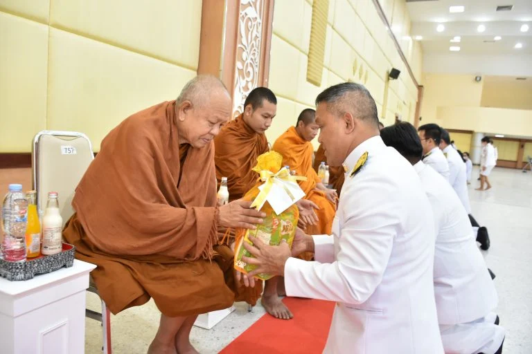 พิธีทำบุญตักบาตร โครงการ 14 กุมภาพันธ์ “วันราชภัฏ”
