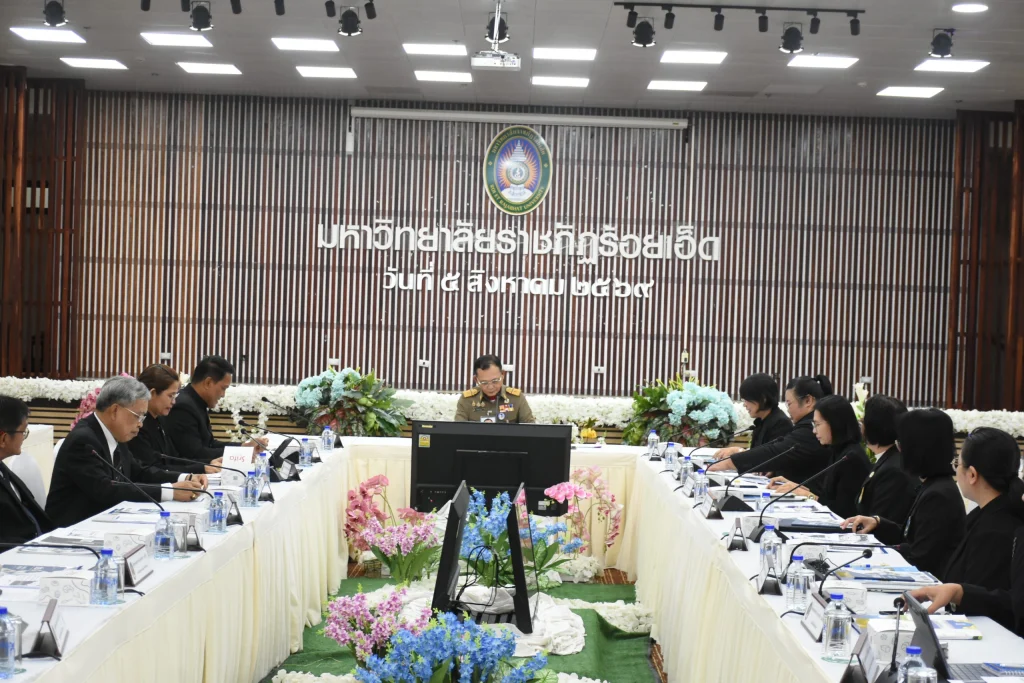 องคมนตรี พลเอก ดาว์พงษ์ รัตนสุวรรณ ตรวจเยี่ยมการดำเนินงานตามยุทธศาสตร์มหาวิทยาลัยราชภัฏเพื่อการพัฒนาท้องถิ่น ประจำปี 2569 